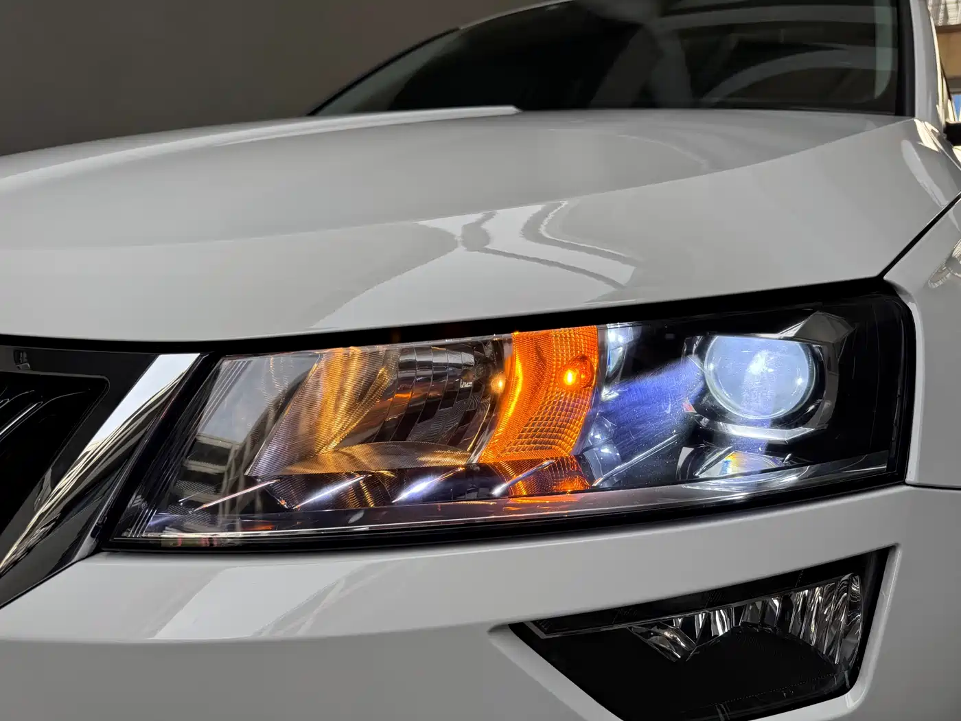 Škoda Karoq 2022 TSI280 Premium фото 23