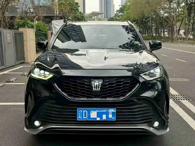 TOYOTA CROWN LUFANG