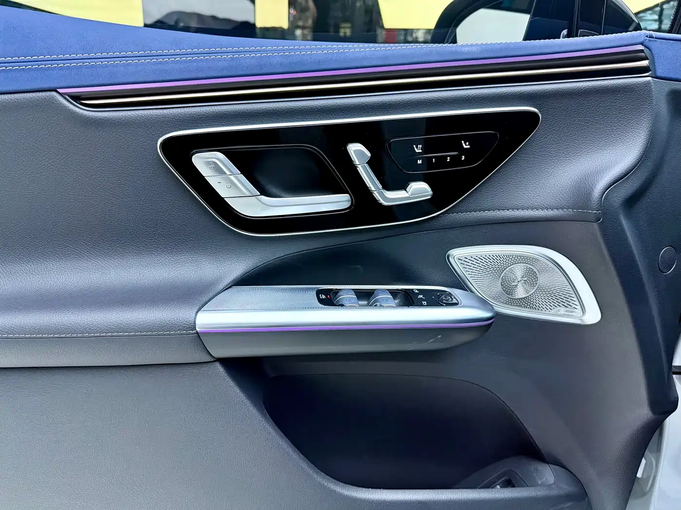 Mercedes-Benz EQE SUV 2023 350 4MATIC Luxury Edition фото 4