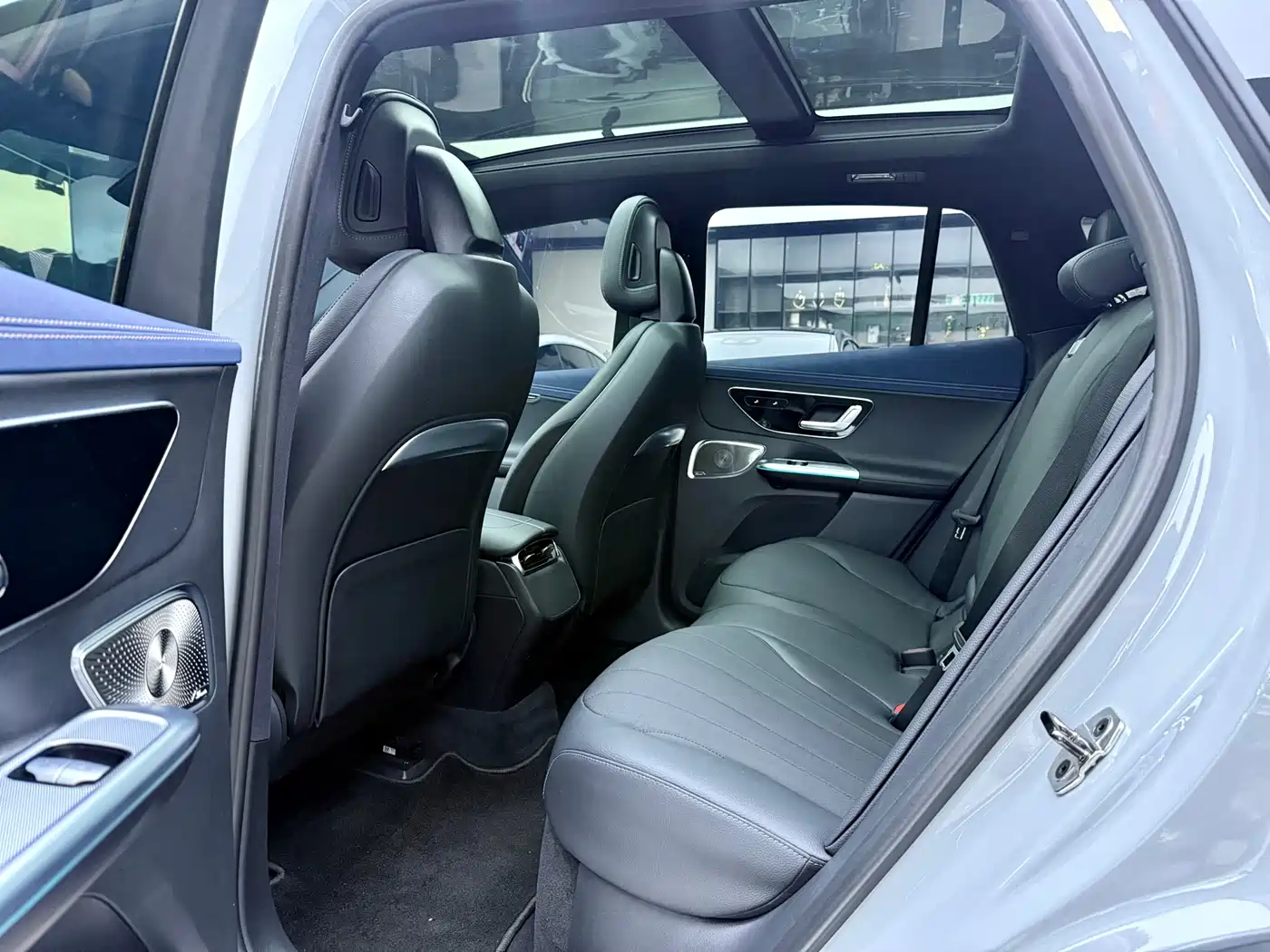 Mercedes-Benz EQE SUV 2023 350 4MATIC Luxury Edition фото 7