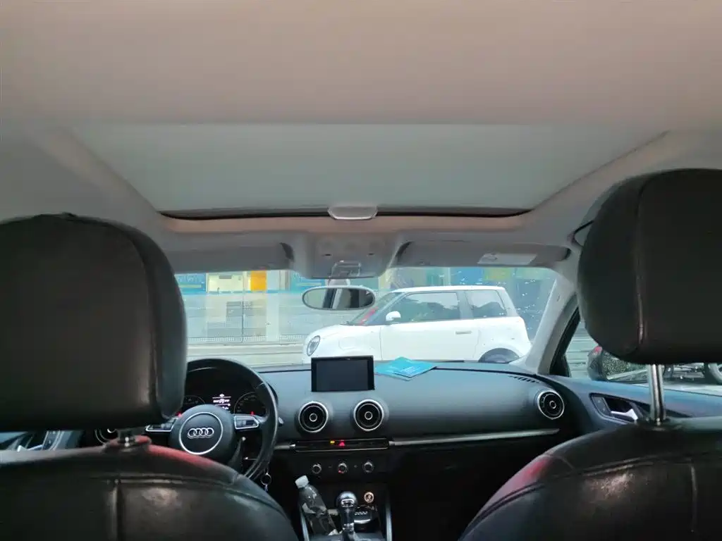 Audi A3 2015 Sportback 35 TFSI Millionth Anniversary Intelligent Leader Type фото 9