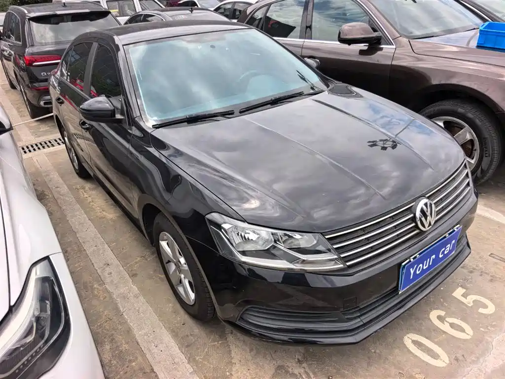 Volkswagen Lavida 2015 1.6L Automatic Trend Edition фото 3