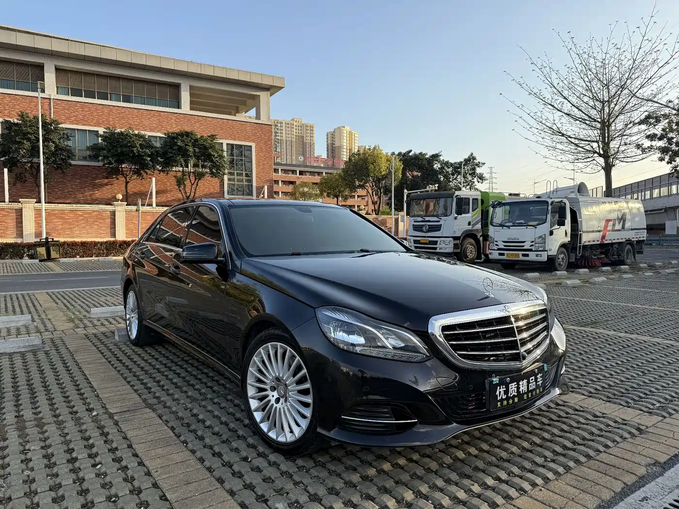 Mercedes-Benz E-Class 2015 E 260 L фото 3