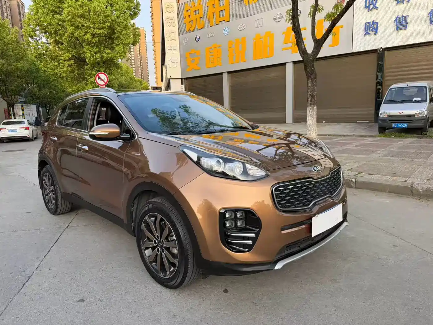 Kia KX5 2017 1.6T Automatic 2WD 15th Anniversary Special DLX фото 3