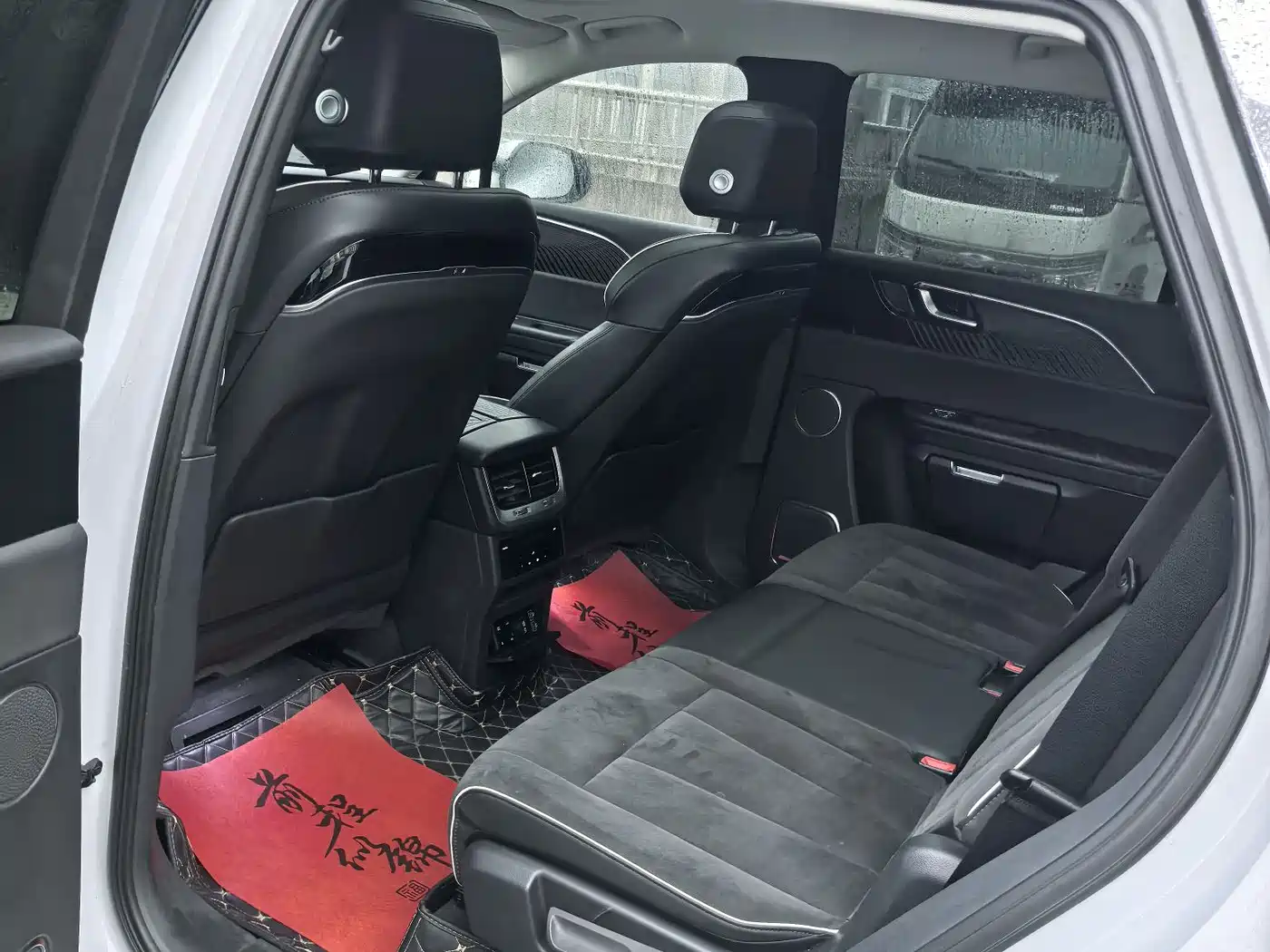 Hongqi E-HS9 2021 460km Flagship Deluxe 7-seater фото 5