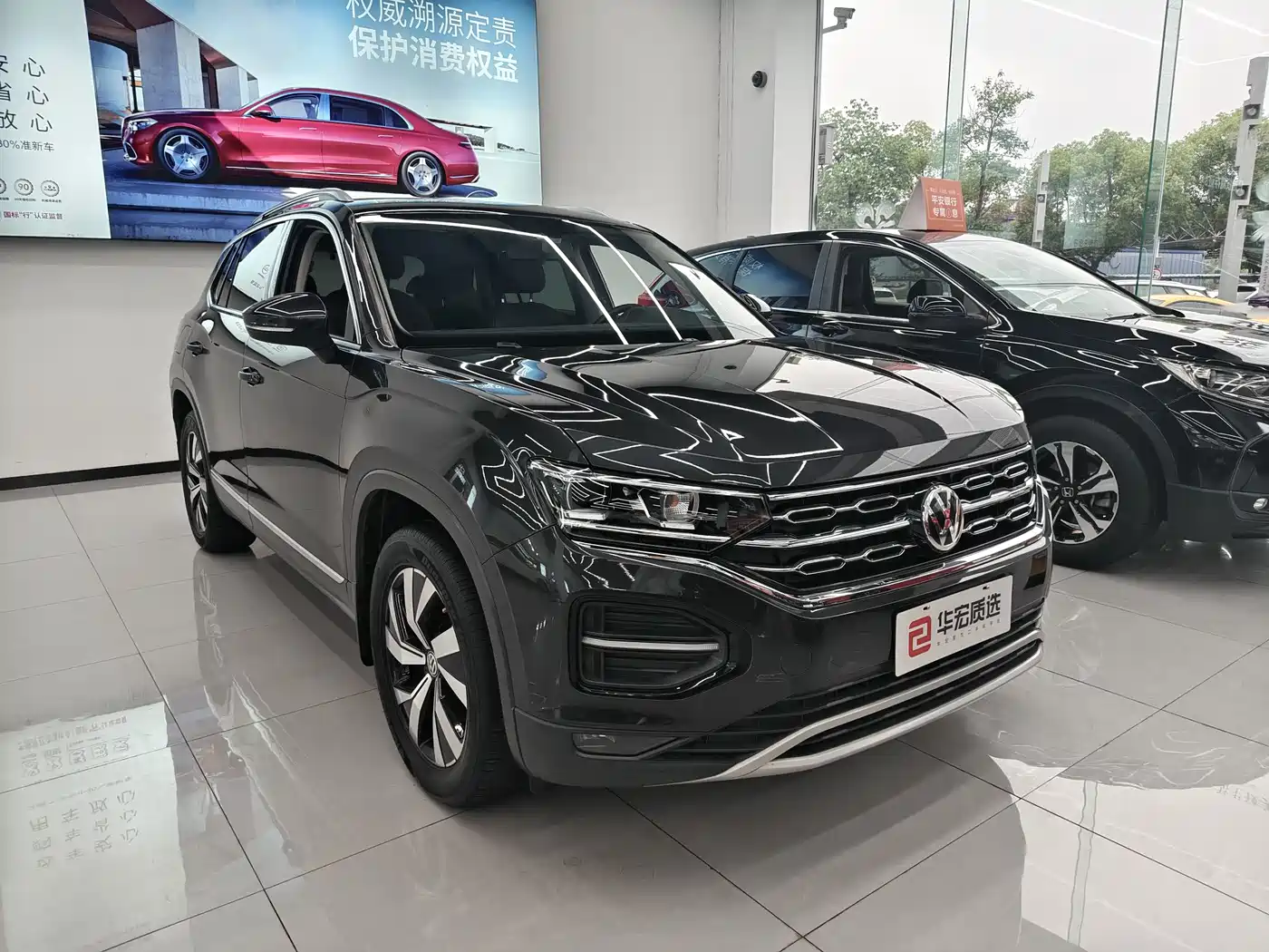 Volkswagen Tayron 2019 330TSI 2WD Luxury China VI фото 3