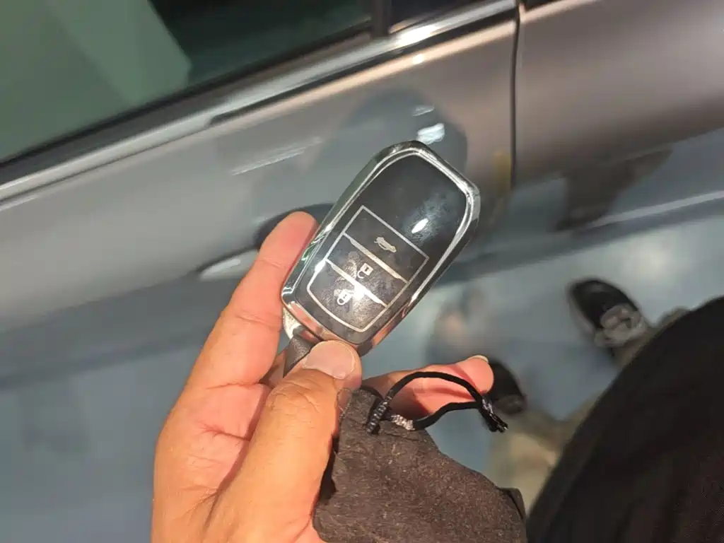 Фото 9 - Toyota Camry