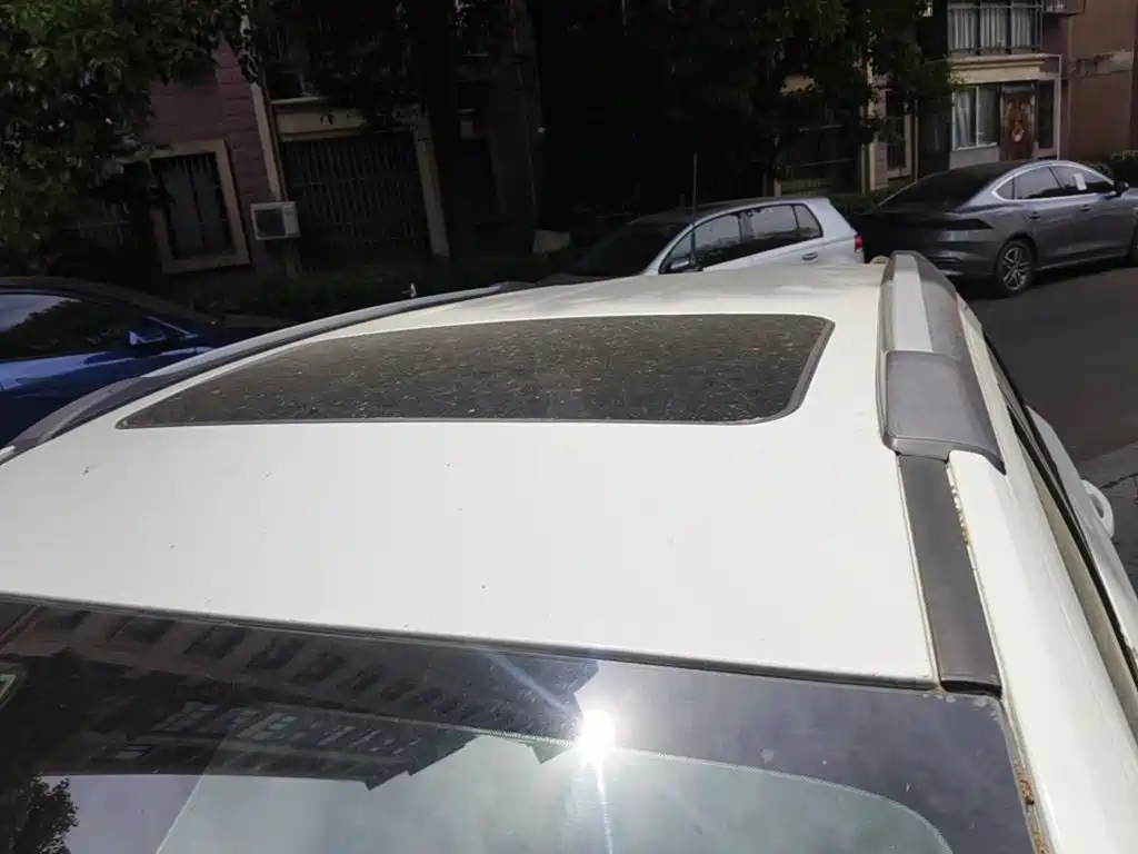 Photo 5 - Buick Encore