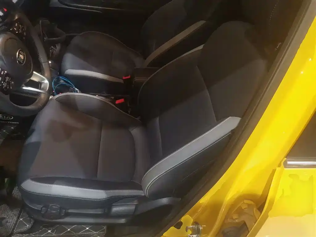 Kia KX1 2021 1.4L CVT Fun Sunroof Version фото 15