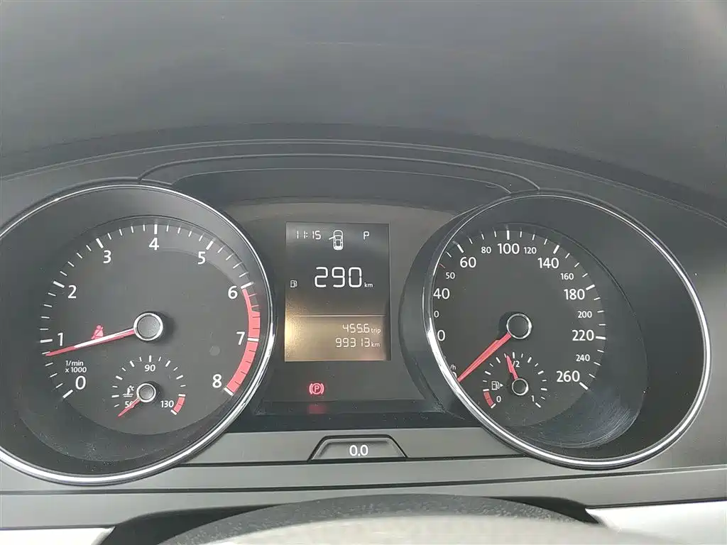 Volkswagen Lamando 2015 230TSI DSG Style фото 12