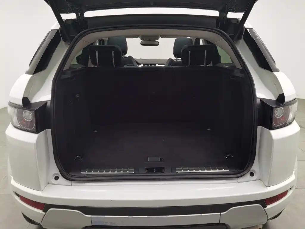 Land Rover Range Rover Evoque (Import) 2014 2014 2.0T 5-door Brilliance Sport
