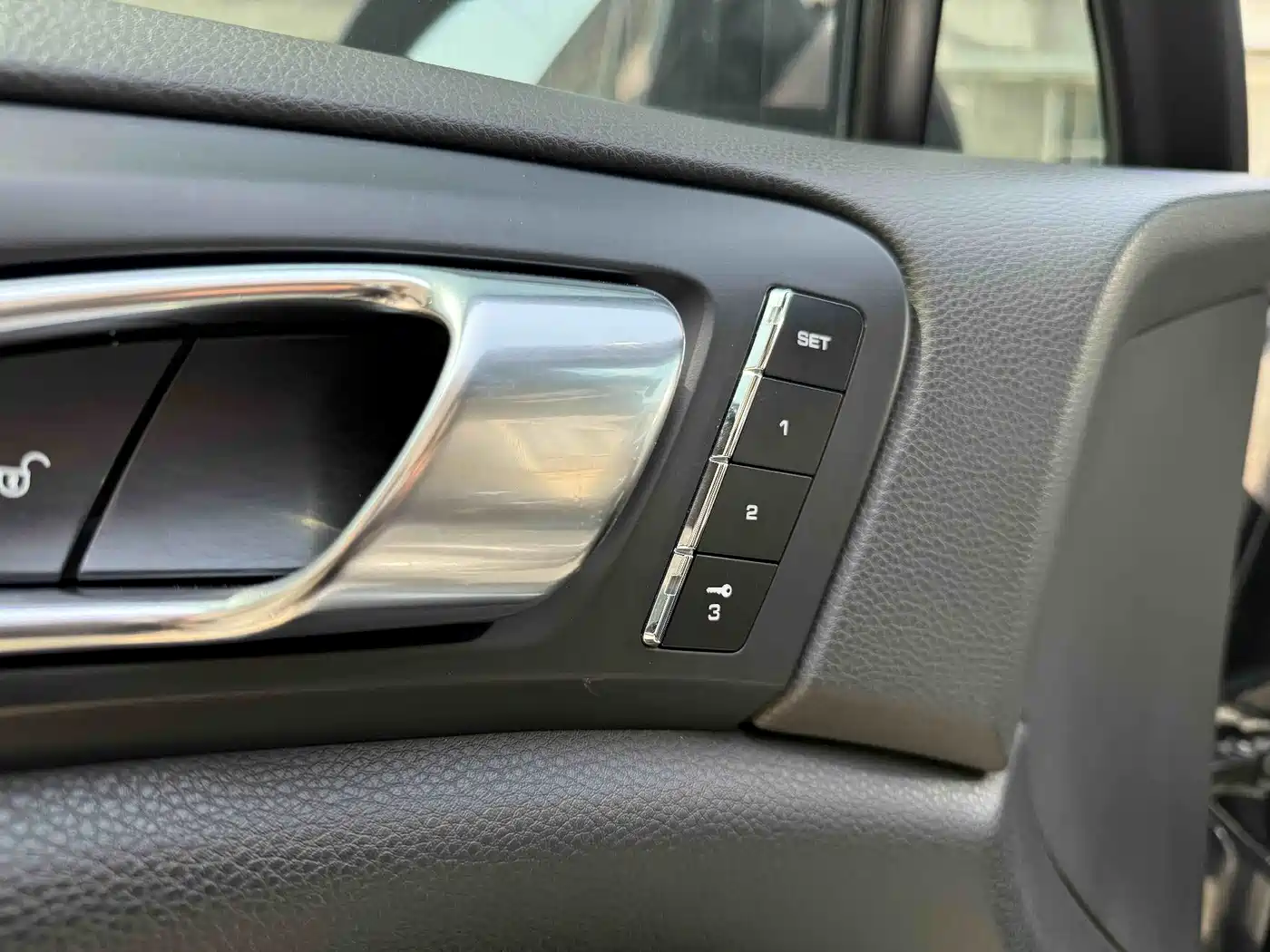 Porsche Cayenne 2015 Cayenne 3.0T фото 5