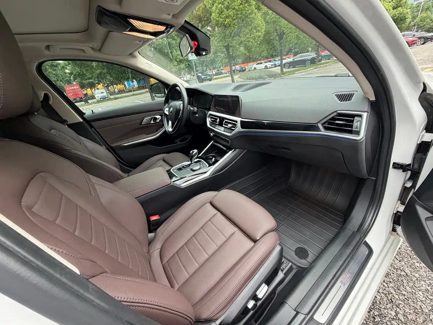 BMW 3 Series 2020 325Li Launch Edition фото 8