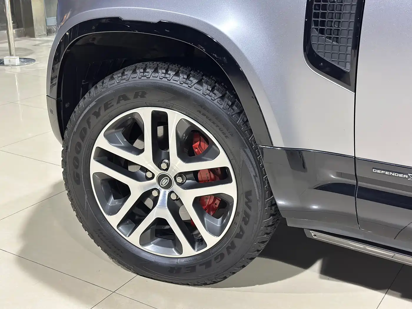 Land Rover Defender 2022 110 P400 X фото 56