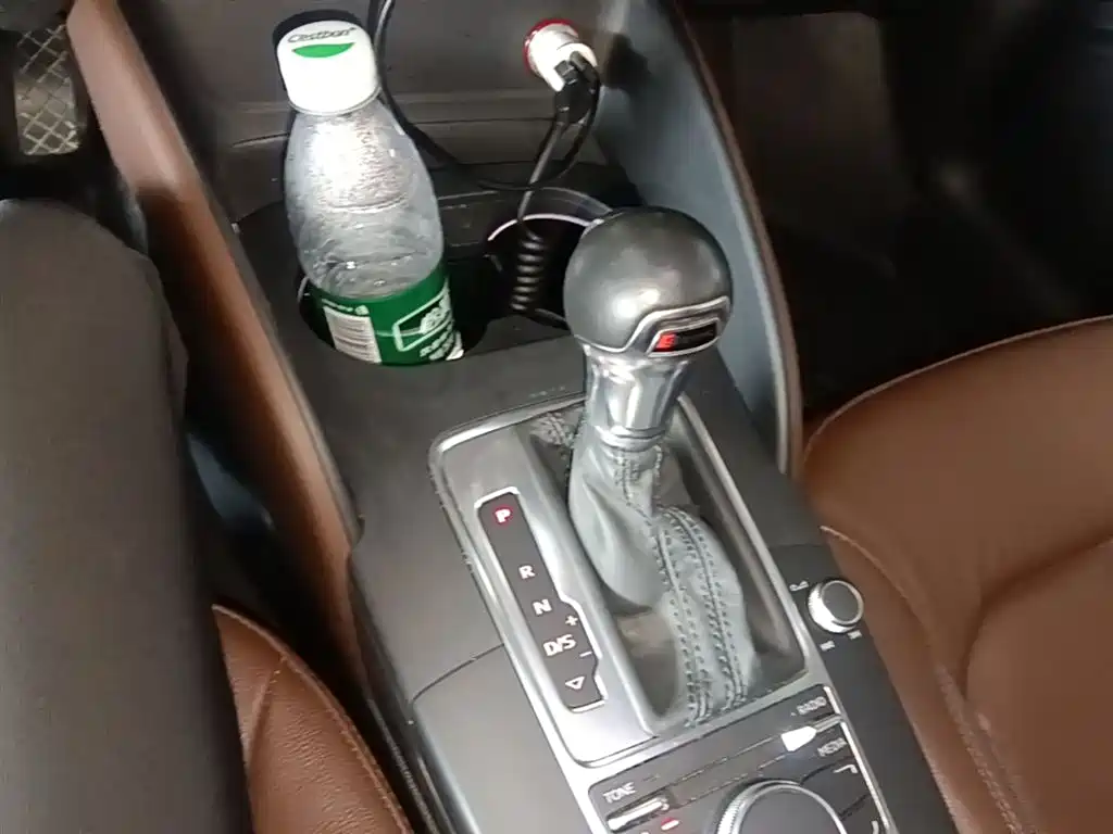 Audi A3 2015 Sportback 35 TFSI Millionth Anniversary Comfort Enjoyment Type фото 14