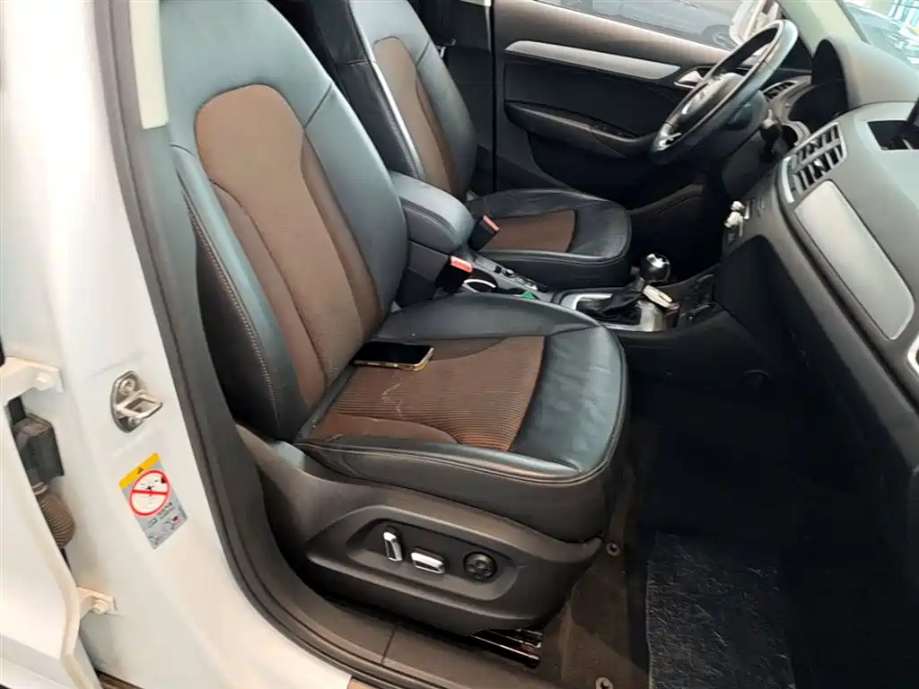 Audi Q3 2017 30 TFSI Fashion фото 25