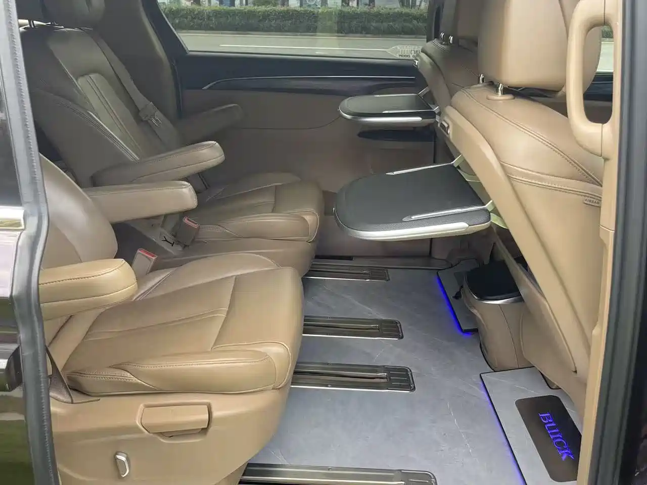 Buick GL8 2020 Model ES Landglory 653T Premium фото 13