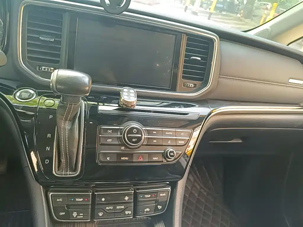 GAC Trumpchi Trumpchi M8 2020 Pilot 390T Prestige Edition фото 13