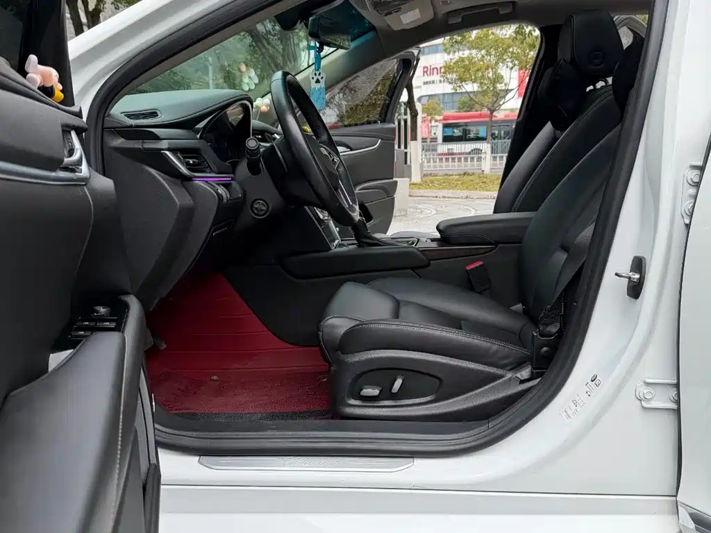 Cadillac XTS 2018 28T Elite фото 10