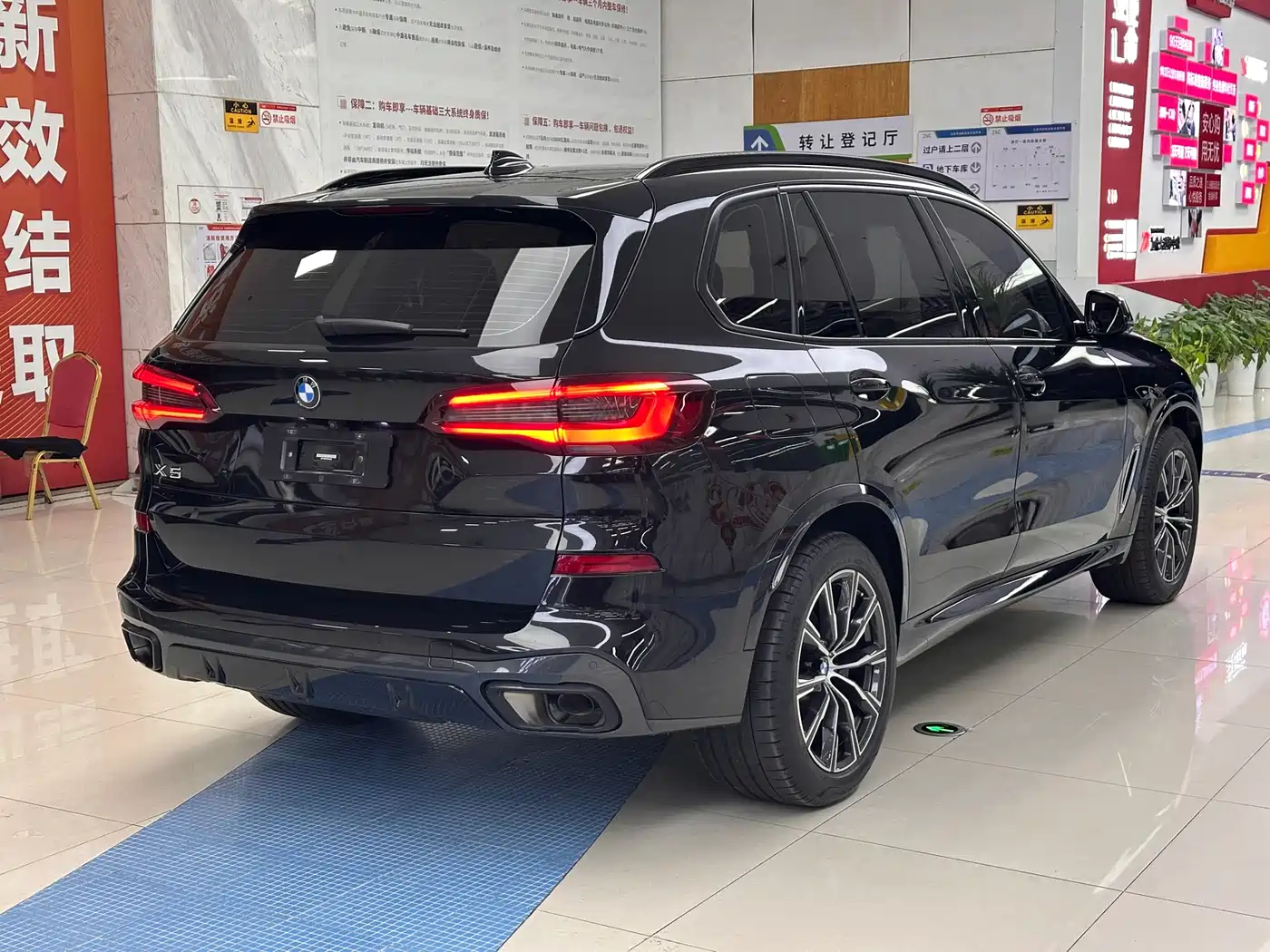 BMW X5 2022 Facelift xDrive 30Li Premium M Sport Package фото 42