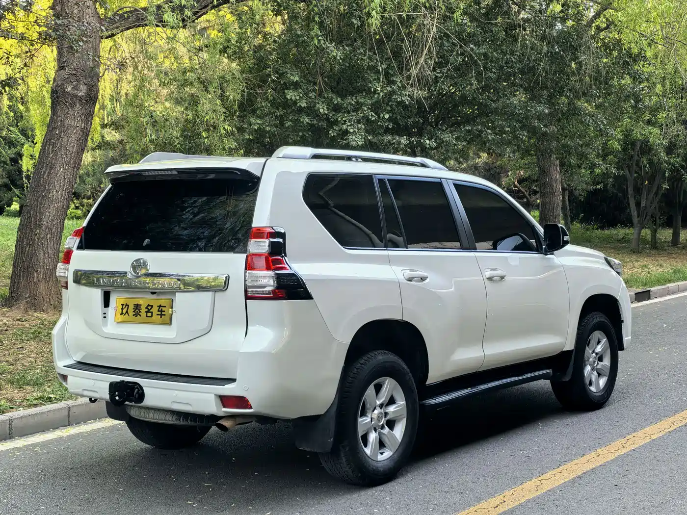 Toyota Prado 2015 2.7L Automatic Standard фото 7