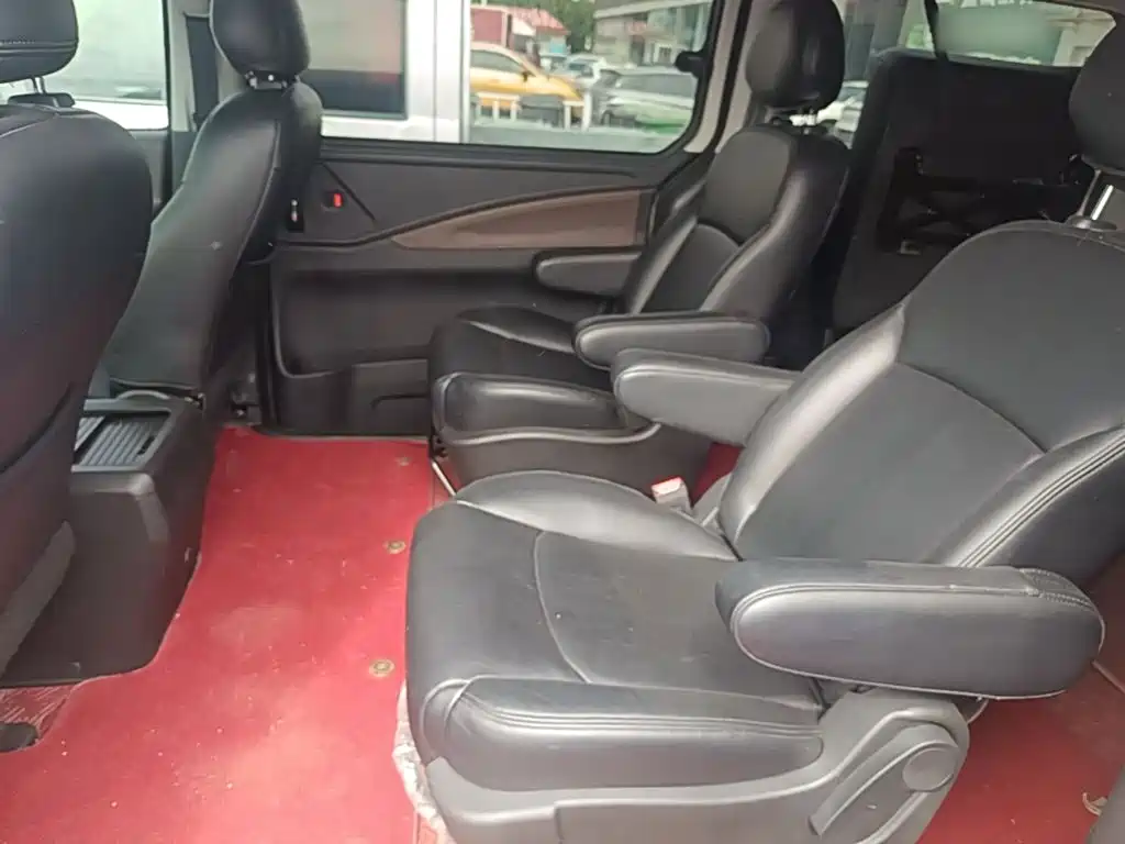 Photo 17 - Dongfeng Fengxing Lingzhi PLUS