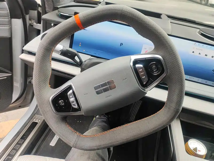 GEELY GALAXY GALAXY E8