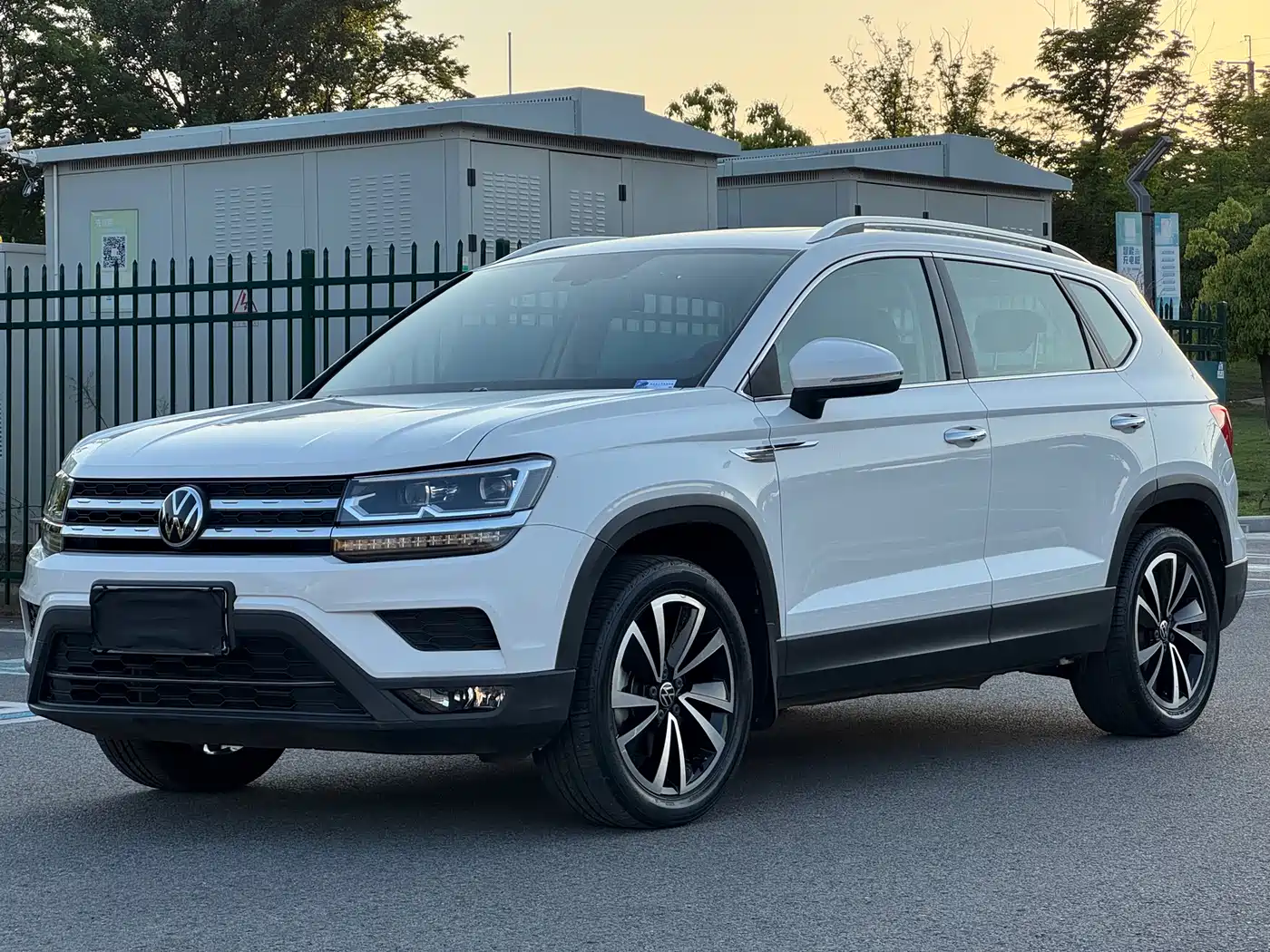 Volkswagen Tharu 2021 Model 280TSI 2WD Luxury Edition
