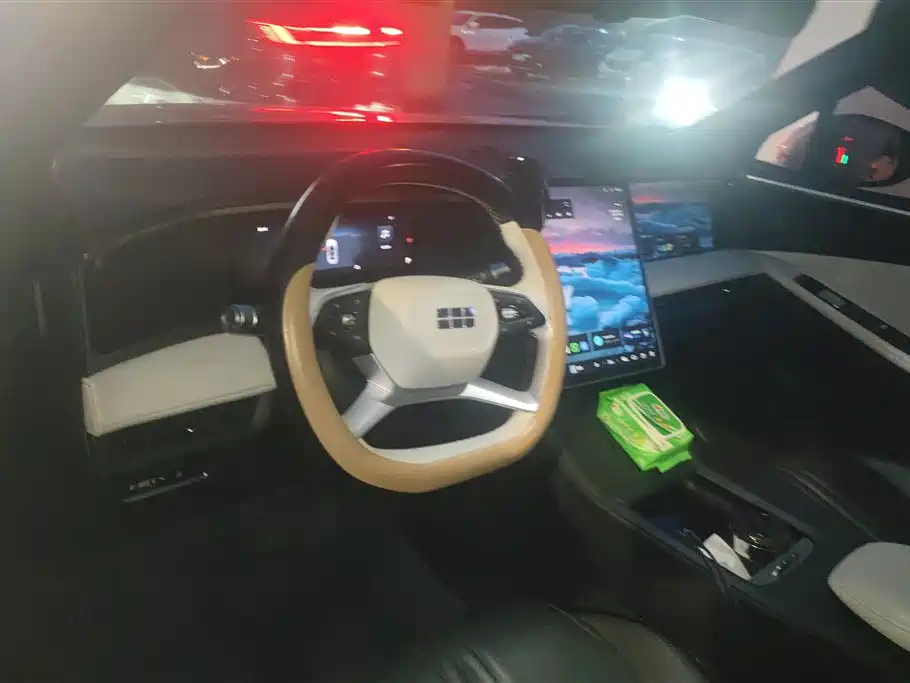 GEELY GALAXY GALAXY L7