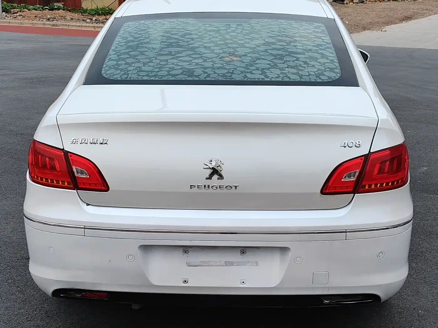 Peugeot 408 2013 1.6L Automatic Comfort Edition фото 5