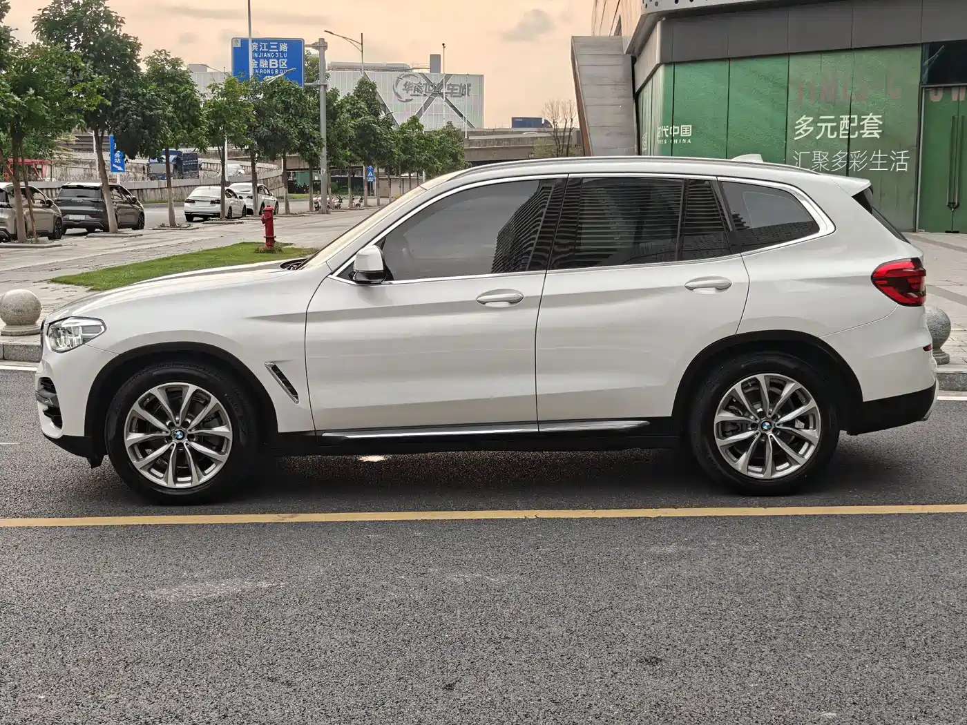BMW X3 2021 xDrive25i Luxury Package фото 24