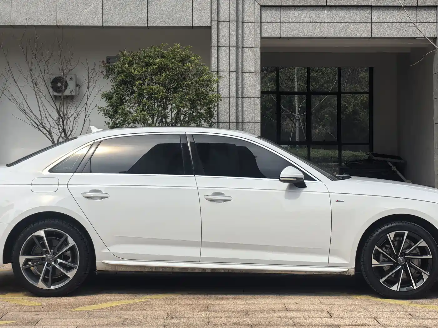 Audi A4L 2018 30th Anniversary 40 TFSI Sport фото 7