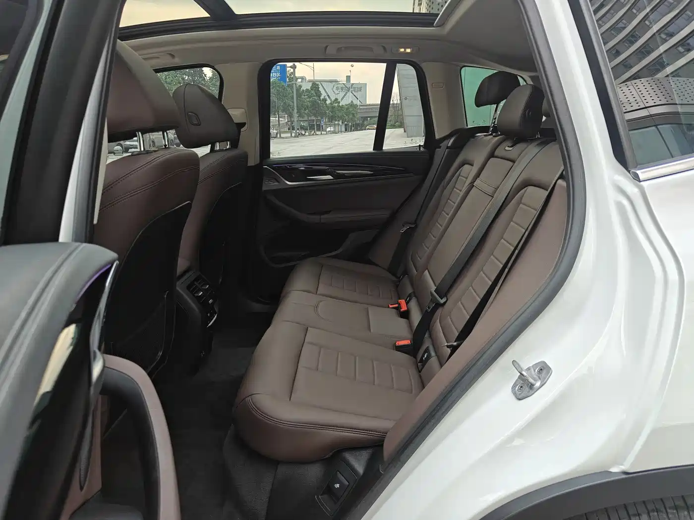 BMW X3 2021 xDrive25i Luxury Package фото 6