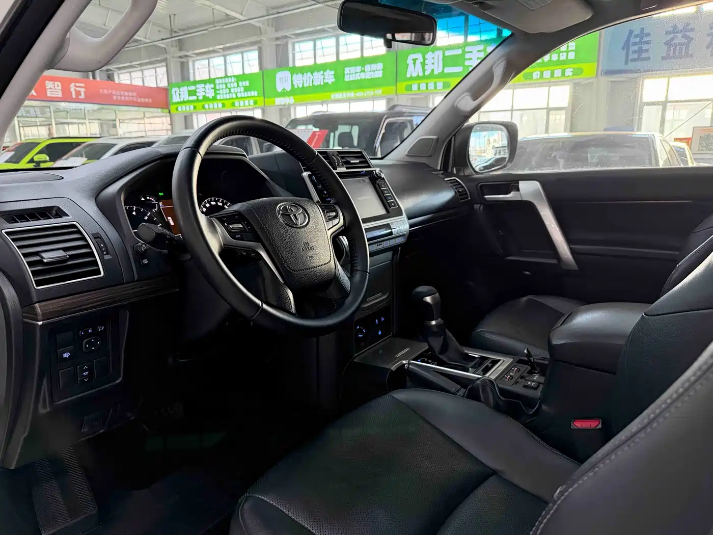 Toyota Prado 2019 3.5L Automatic TX-L Zunxiang Edition with Rear-mounted Spare Tire фото 7