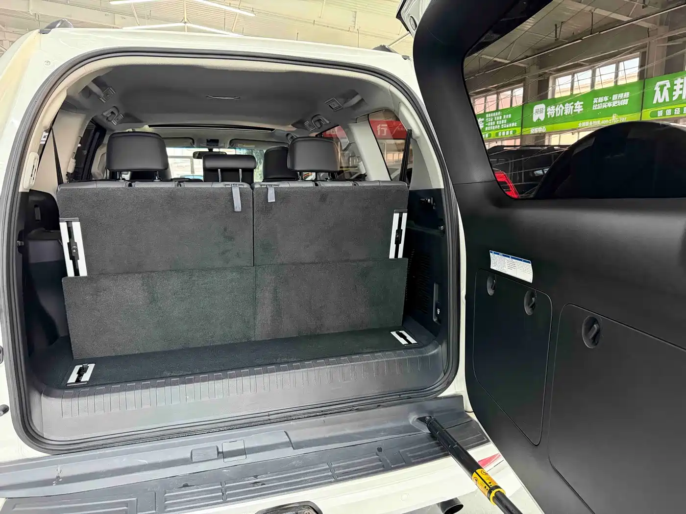 Toyota Prado 2019 3.5L Automatic TX-L Zunxiang Edition with Rear-mounted Spare Tire фото 17