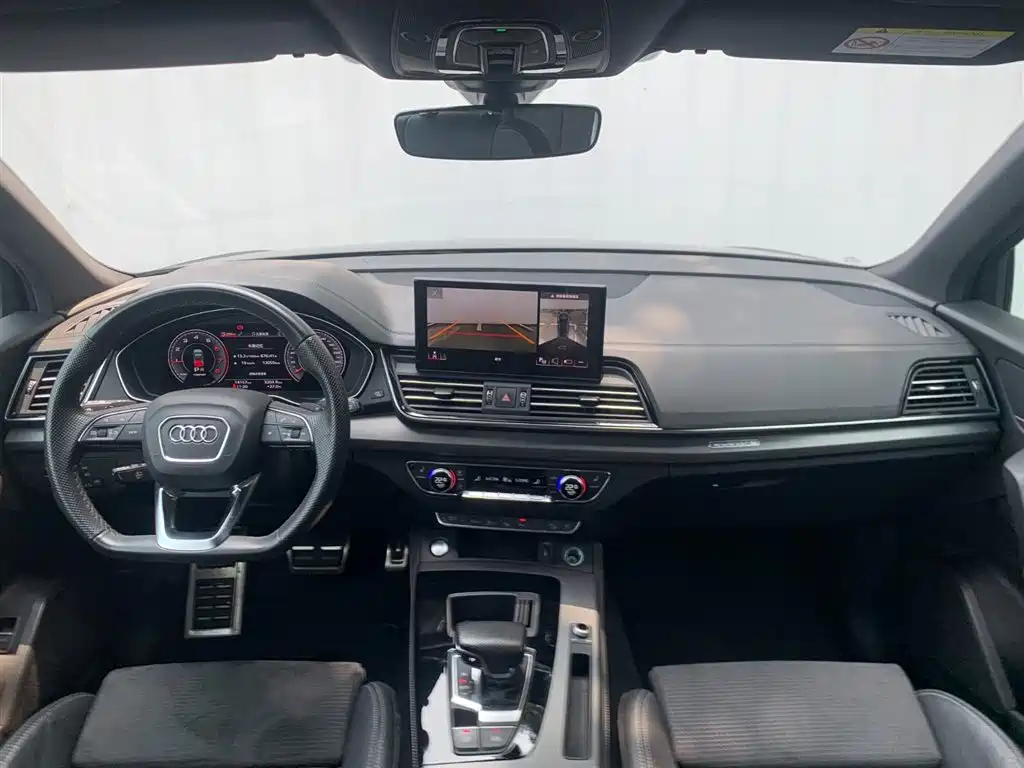 AUDI Q5L SPORTBACK