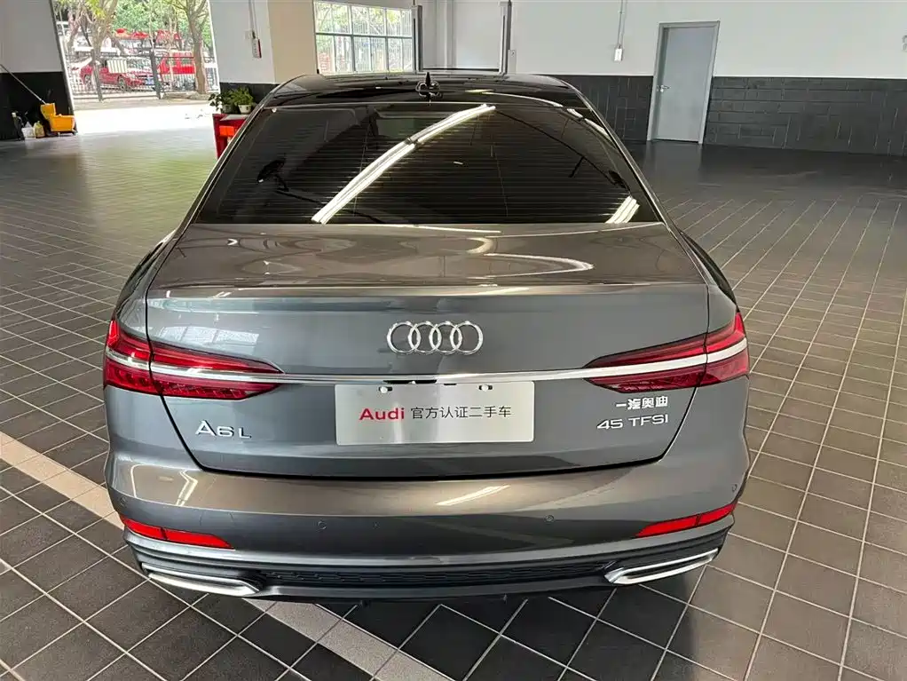 Audi A6L 2021 45 TFSI Exclusive Elegance фото 11