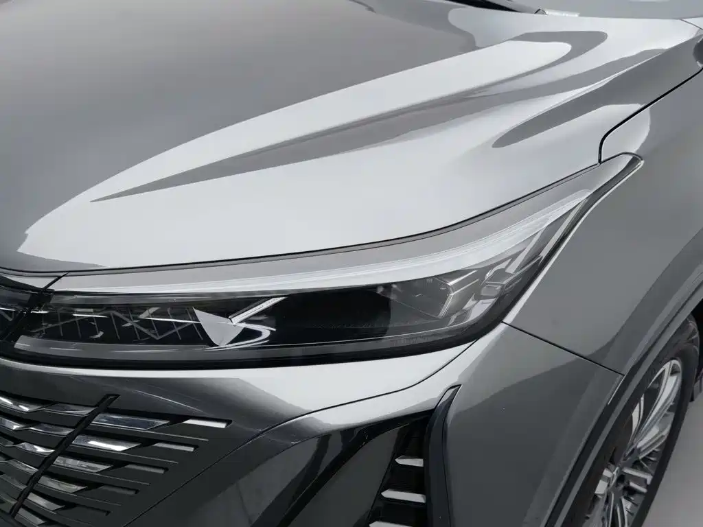 Фото 7 - Changan CS75 PLUS