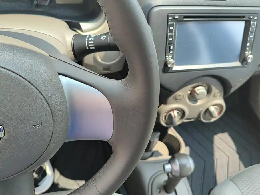 Nissan March 2013 2010 1.5L Automatic Easy Shine Edition
