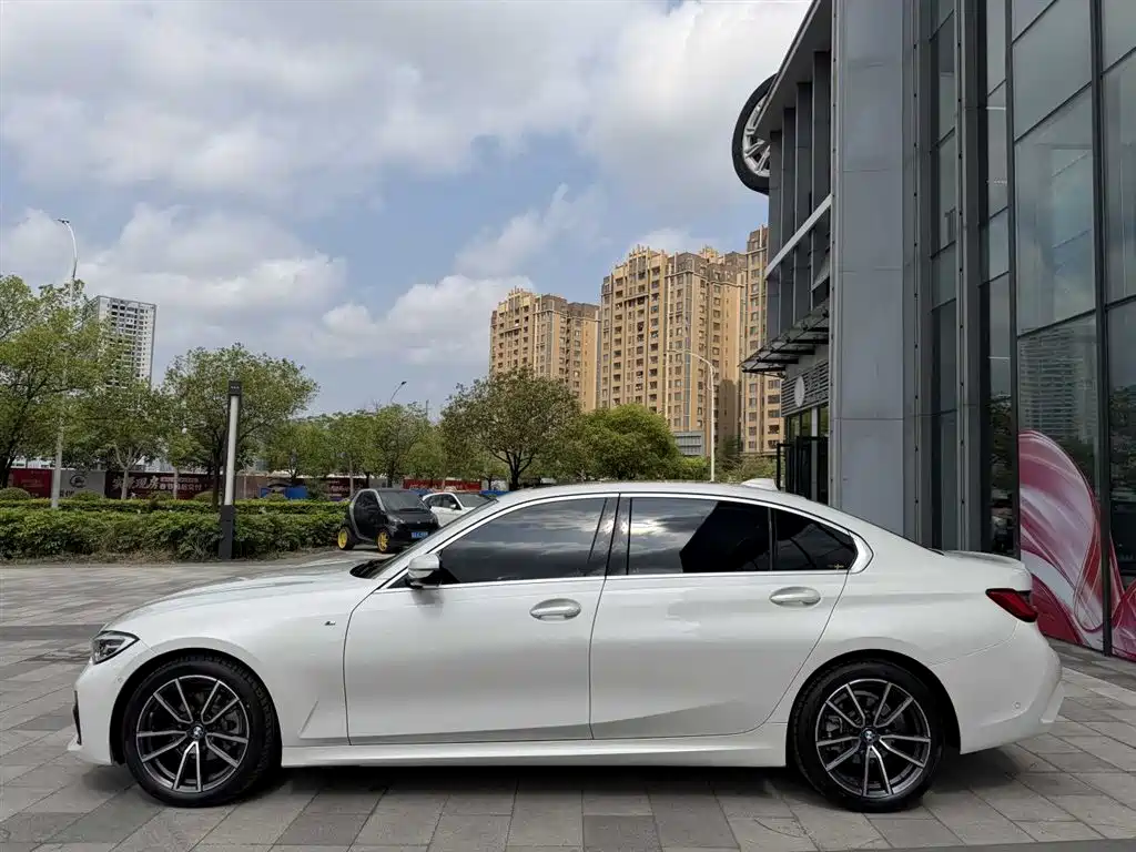 BMW 3 Series 2020 Facelift 325Li M Sport Package фото 8