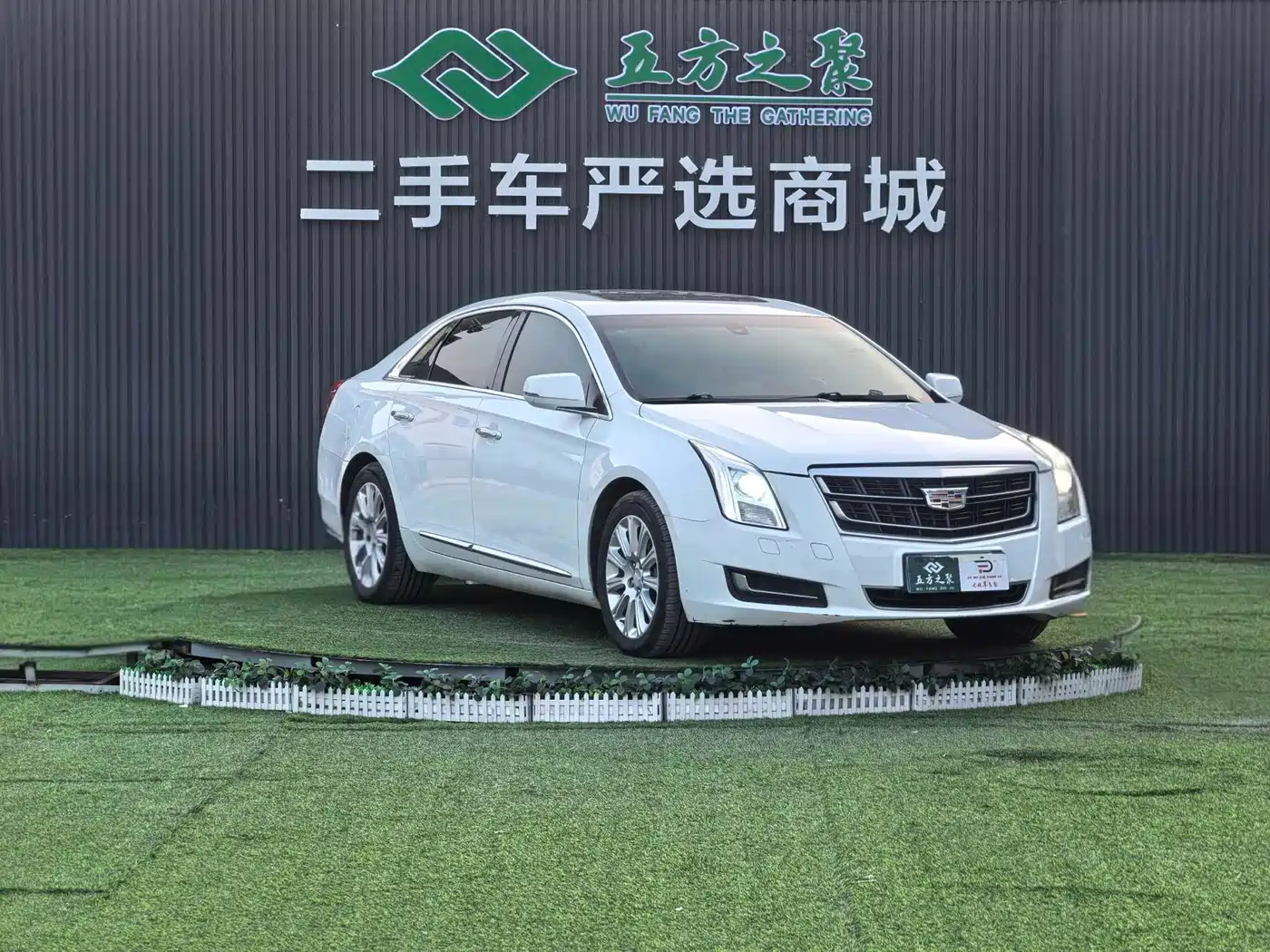 Cadillac XTS 2016 28T Luxury фото 3