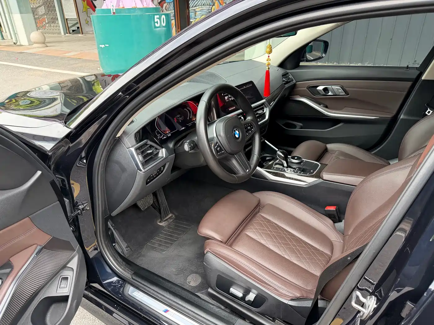 BMW 3 Series 2022 325Li M Sport Package фото 5