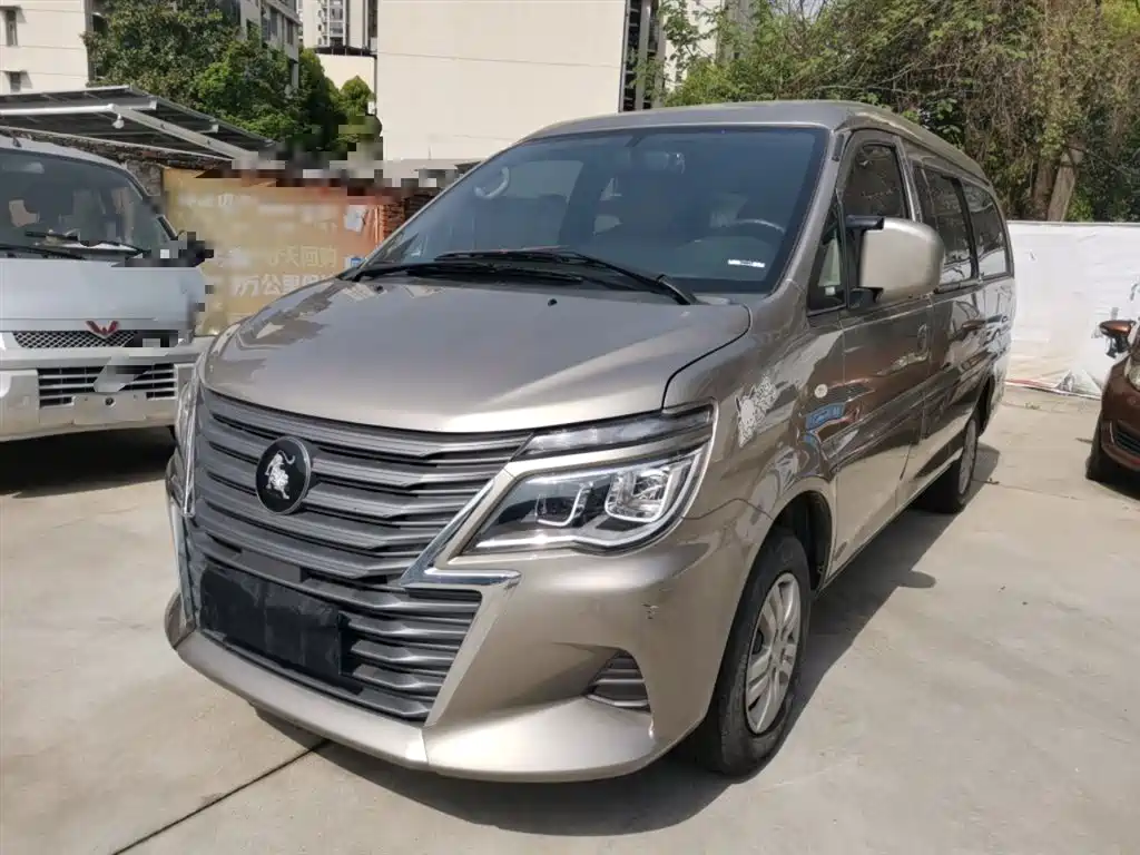 Dongfeng Fengxing Lingzhi 2023 M5L 1.6L Base Model 5-Seater