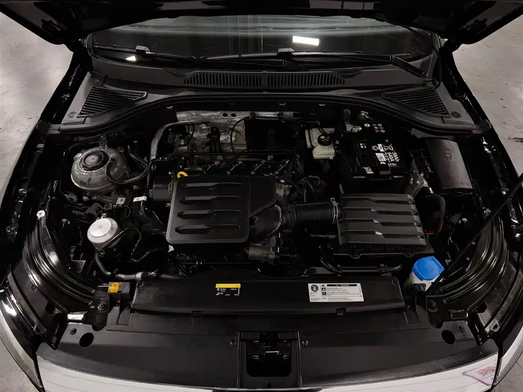Volkswagen Lavida 2024 Model 1.5L Automatic 5 Million Edition фото 6