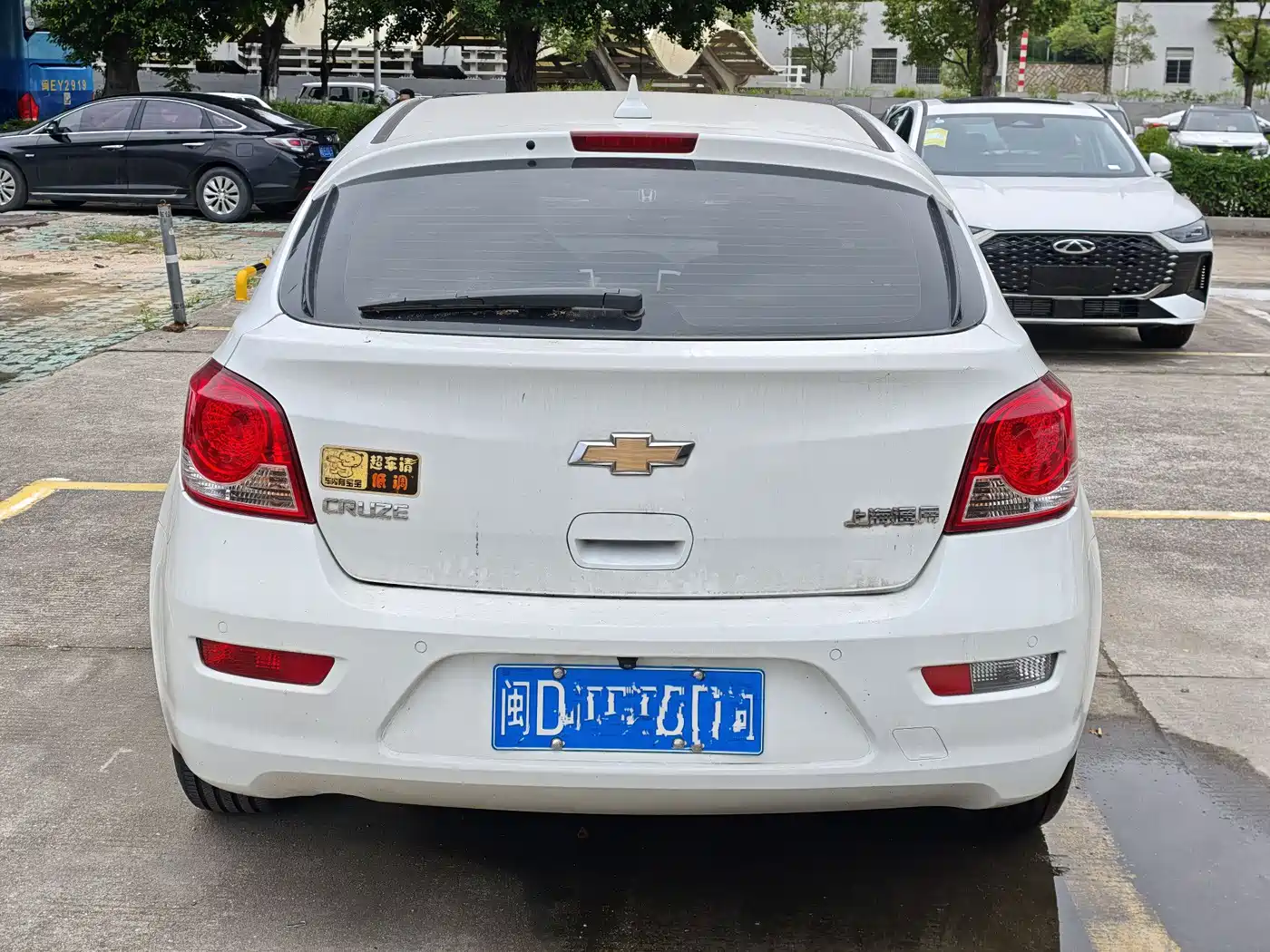 Chevrolet Cruze 2013 Hatchback 1.6L Automatic Luxury фото 5