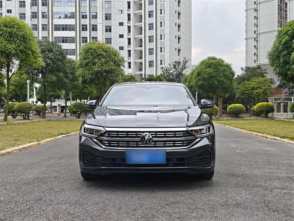 Volkswagen Sagitar 2023 300TSI DSG Surpassing Edition фото 25