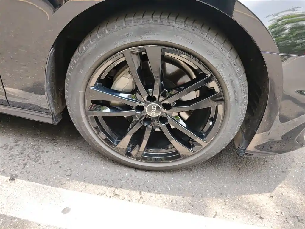 AUDI A6 (IMPORT)