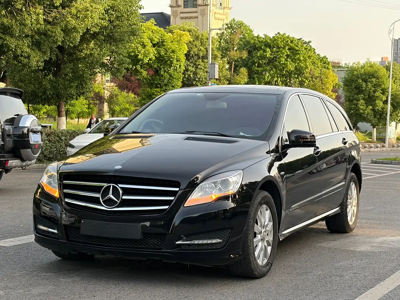 Mercedes-Benz R-Class 2017 R 320 4MATIC Business Collector's Edition