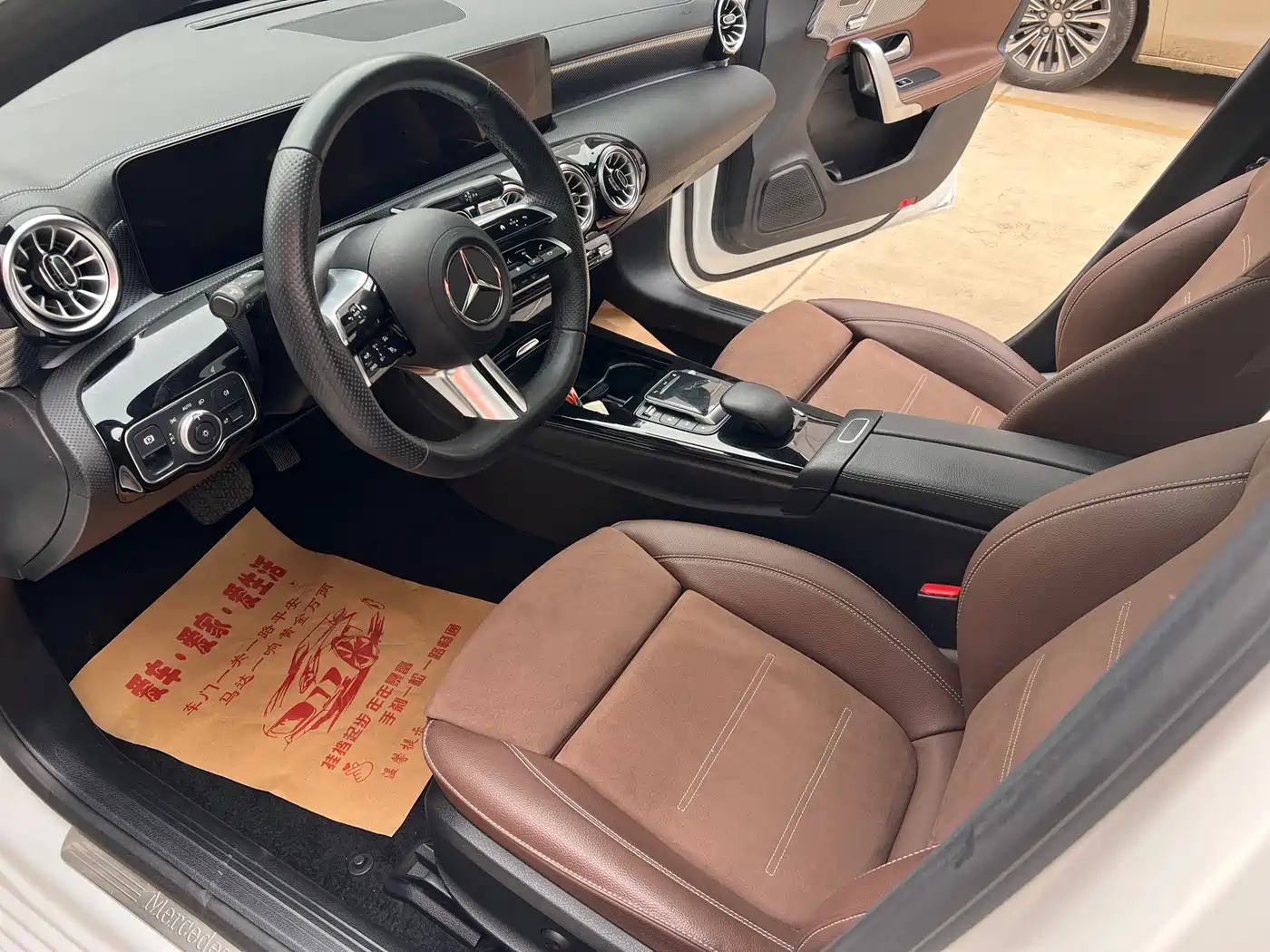 Mercedes-Benz A-Class 2023 A 200 L Fashion фото 7