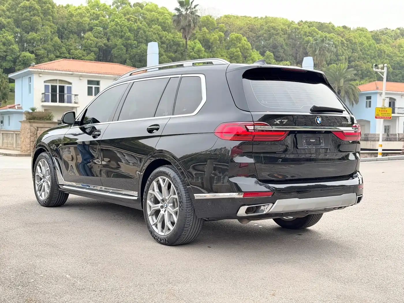 BMW X7 2021 xDrive40i Leading Luxury Package фото 4